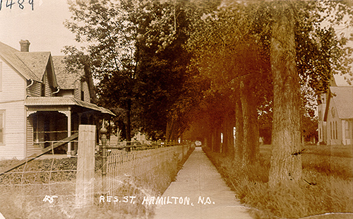 Hamilton 1915